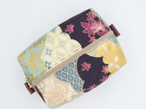 Trousse à maquillage, pivoine violet