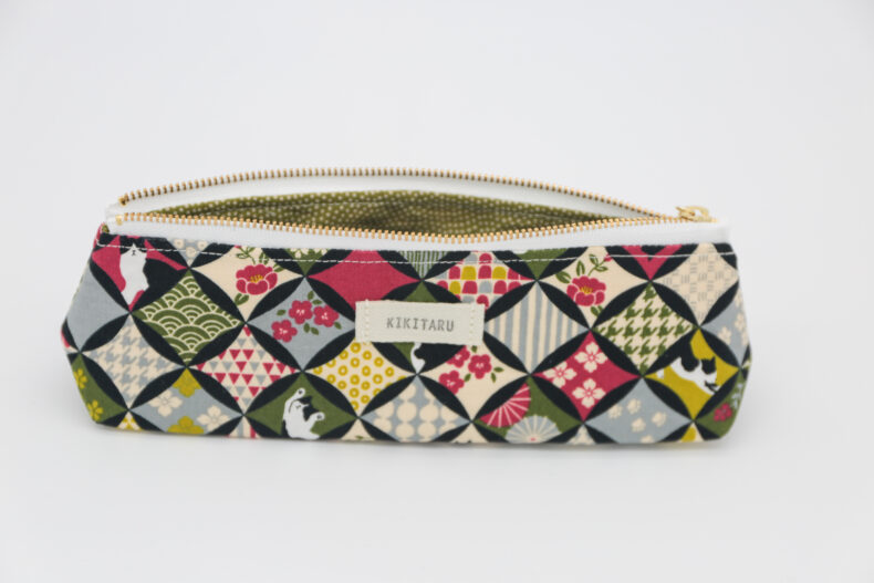 Trousse trapèze, chat et shippo vert
